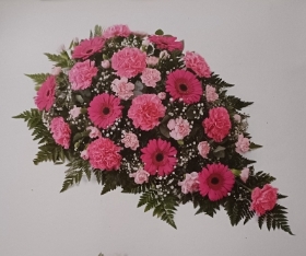 Carnation and Gemini Teardrop Spray
